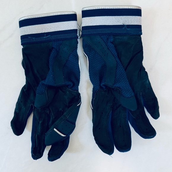 EASTON Walk Off Dark Blue Batting Glove with Silver Trim - Picture 4 of 7